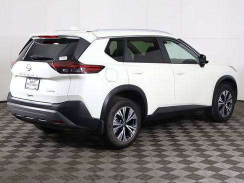 Used 2023 Nissan Rogue SV w/ SV Premium B Package AWD/4WD image 10