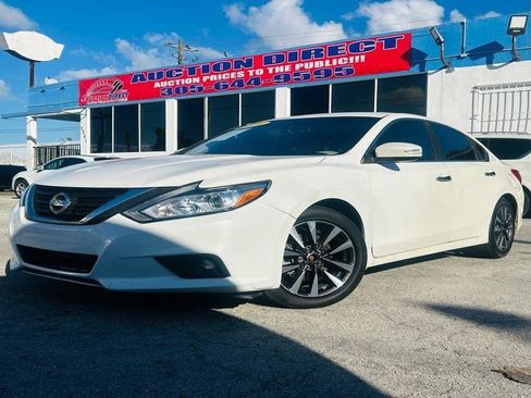 Used 2016 Nissan Altima 2.5 SL w/ 2.5 Technology w/LED Package FWD image 1