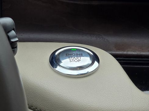 Used 2022 Lincoln Aviator Reserve RWD image 20