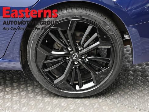 Used 2023 Nissan Altima 2.5 SR FWD image 8