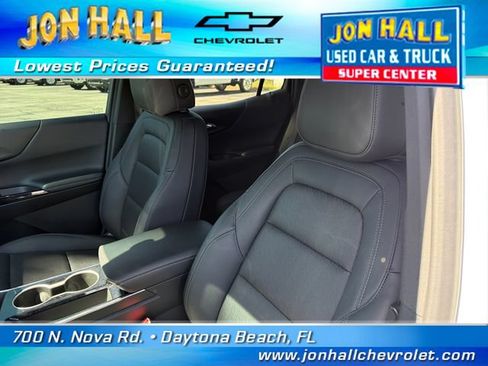 Used 2025 Chevrolet Equinox LT w/ Convenience Package II FWD image 17