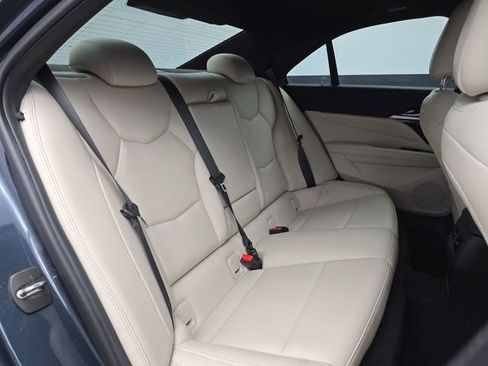 Used 2022 Cadillac CT4 Luxury w/ Sun And Sound Package RWD image 42