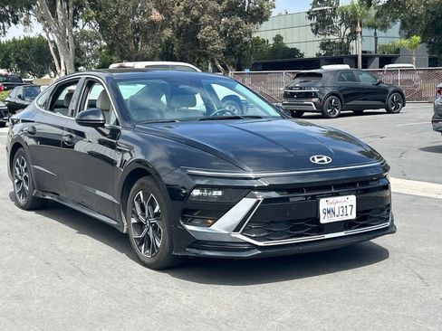 Used 2024 Hyundai Sonata SEL FWD image 4