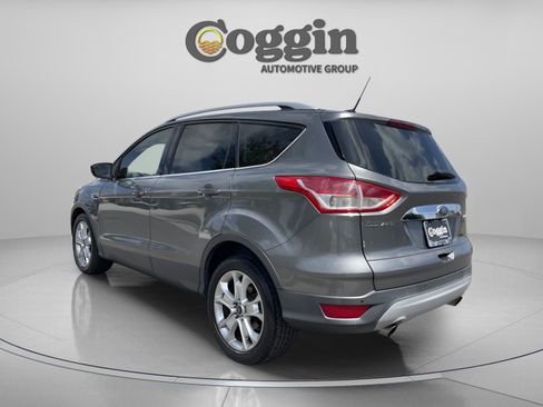 Used 2014 Ford Escape Titanium FWD image 4