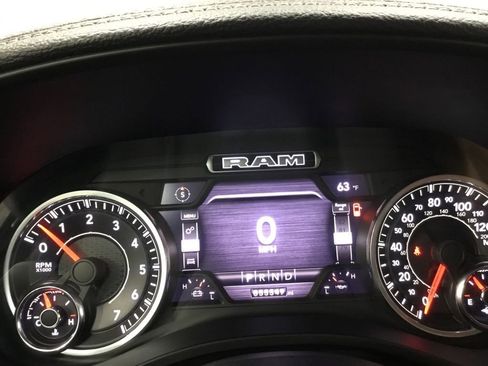 Used 2021 RAM 1500 Laramie AWD/4WD image 39