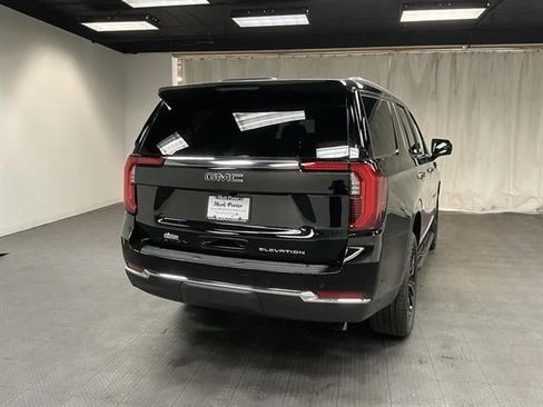New 2026 GMC Yukon Elevation w/ LPO, Elevation Black Package AWD/4WD image 6