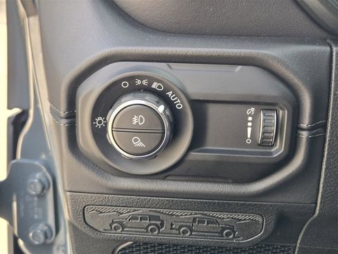 New 2026 Jeep Gladiator Sport image 25