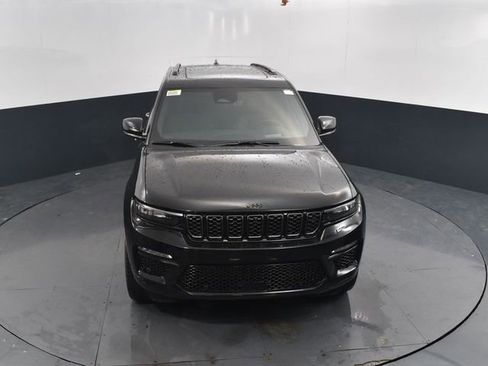 New 2025 Jeep Grand Cherokee Summit image 38