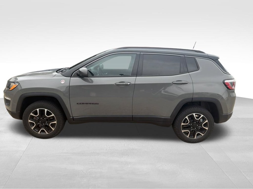 Used 2020 Jeep Compass Trailhawk w/ Cold Weather Group AWD/4WD image 2