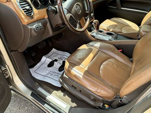 Used 2015 Buick Enclave Leather FWD image 10