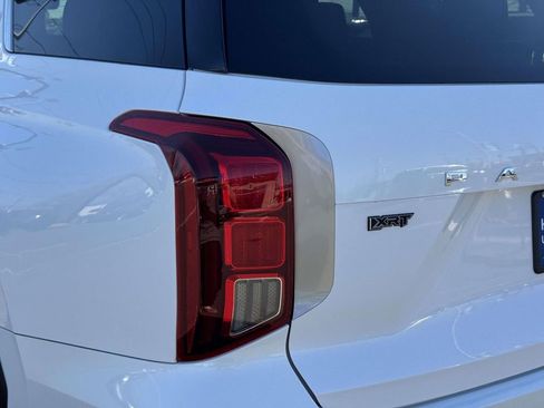 Used 2025 Hyundai Palisade XRT AWD/4WD image 12