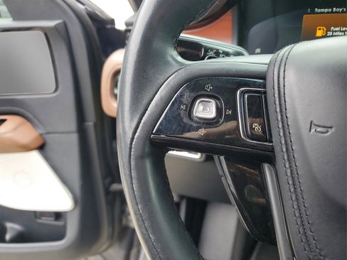 Used 2021 Lincoln Aviator Reserve w/ Equipment Group 208A image 27