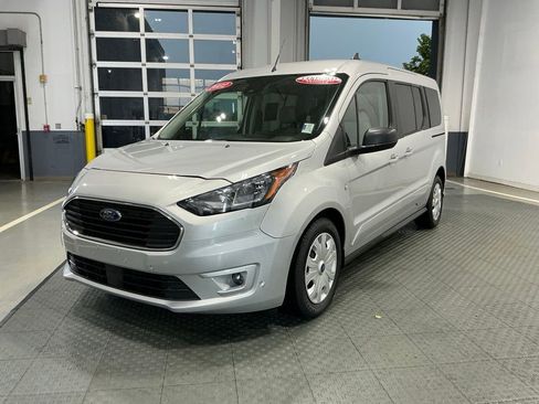 Used 2022 Ford Transit Connect XLT FWD image 2