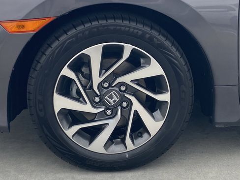 Used 2016 Honda Civic EX image 8