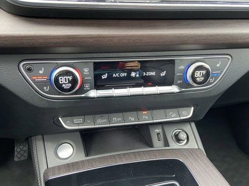 Used 2022 Audi Q5 2.0T Prestige AWD/4WD image 20