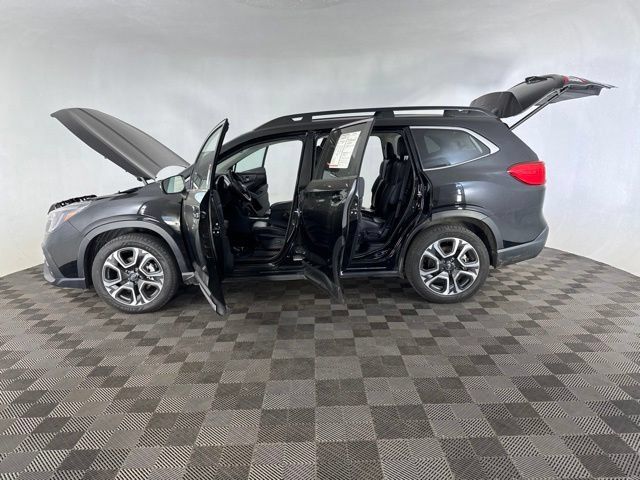 Used 2023 Subaru Ascent Limited AWD/4WD image 9