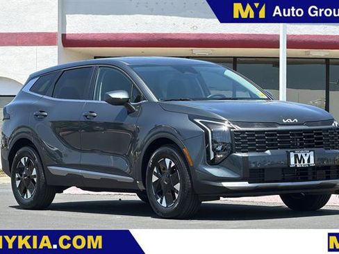 New 2026 Kia Sportage LX FWD image 1