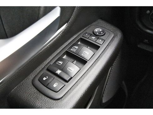 Used 2023 RAM 1500 Lone Star image 20