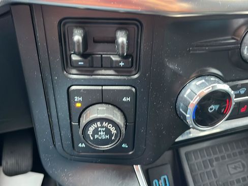 Used 2022 Ford F150 Raptor w/ Equipment Group 801A High AWD/4WD image 18