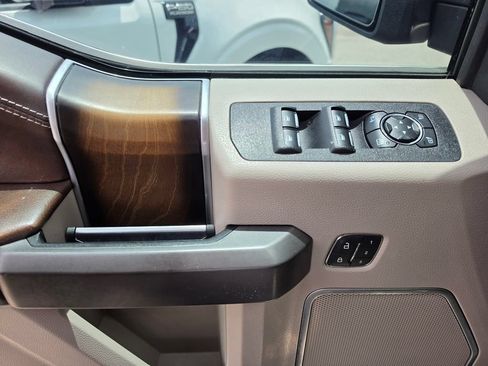 Used 2019 Ford F150 Limited AWD/4WD image 19