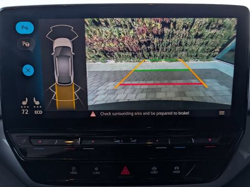 Used 2023 Volkswagen ID.4 Pro S Plus image 17