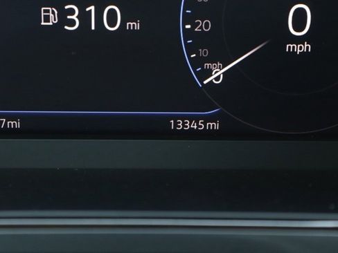 Used 2024 Volkswagen Taos SEL image 31