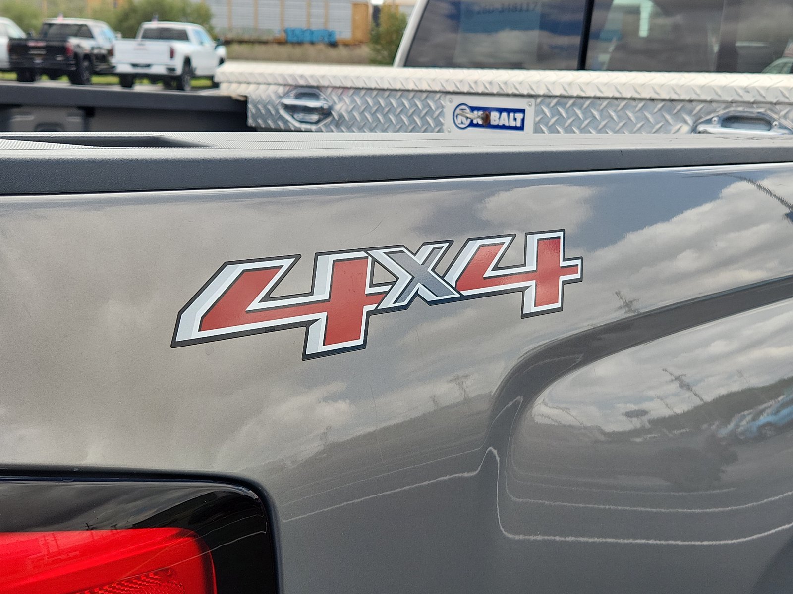 Used 2017 Chevrolet Silverado 2500 LT w/ All Star Edition AWD/4WD image 9