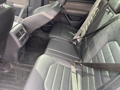Used 2021 Volkswagen Atlas Cross Sport SEL Premium R-Line image 10