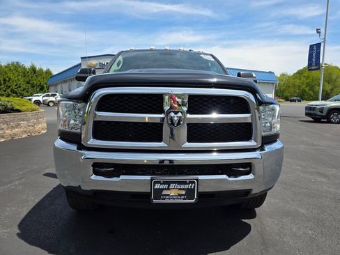 Used 2018 RAM 2500 Tradesman w/ Chrome Appearance Group AWD/4WD image 7