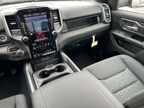 New 2026 RAM 1500 Big Horn AWD/4WD image 33