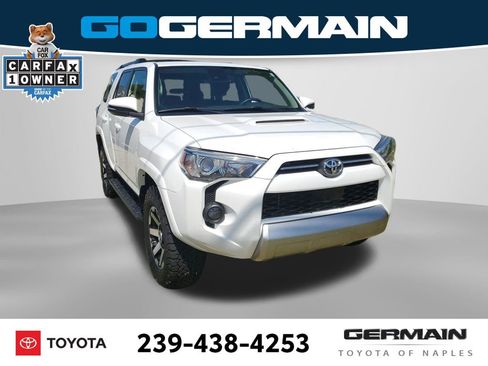Used 2020 Toyota 4Runner TRD Off-Road Premium w/ Moonroof Package AWD/4WD image 6