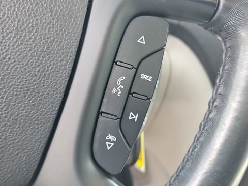 Used 2011 GMC Acadia Denali FWD image 22