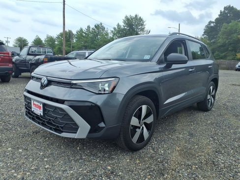 Certified 2025 Volkswagen Taos S AWD/4WD image 5