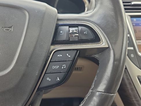 Used 2019 Lincoln Nautilus Reserve AWD/4WD image 28