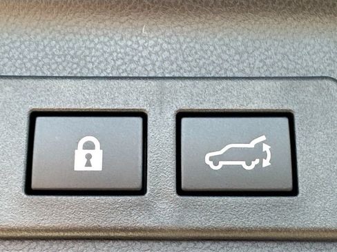 New 2026 Subaru Forester Premium AWD/4WD image 33