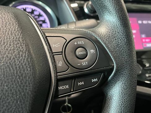 Used 2019 Toyota Camry LE FWD image 24