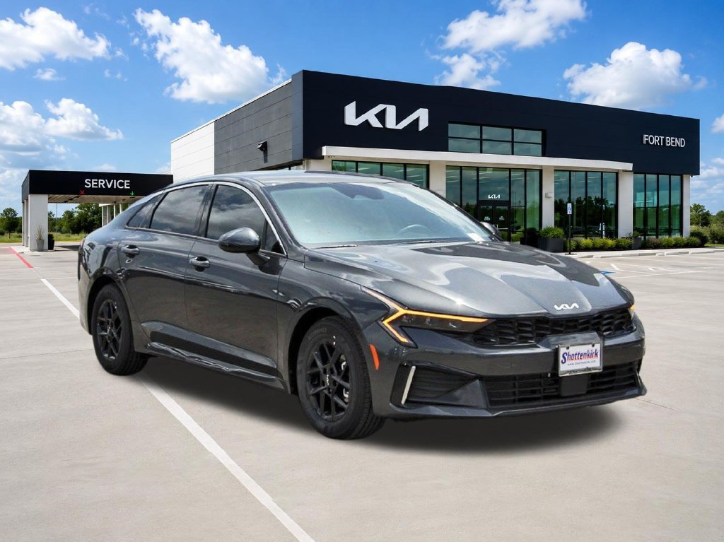 New 2026 Kia K5 LXS FWD image 3