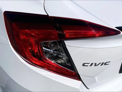 Used 2021 Honda Civic Sport image 21