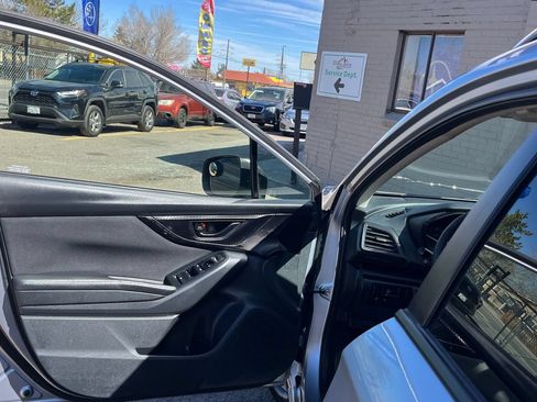Used 2023 Subaru Crosstrek 2.0i AWD/4WD image 10