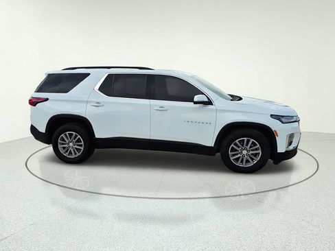 Used 2023 Chevrolet Traverse LT w/ LPO, Cargo Package AWD/4WD image 8