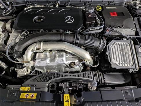 Certified 2025 Mercedes-Benz GLB 250 image 22