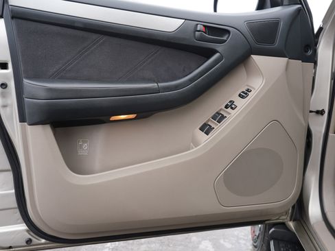 Used 2003 Toyota 4Runner SR5 image 14