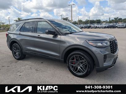 Used 2025 Ford Explorer ST-Line w/ ST-Line Street Pack