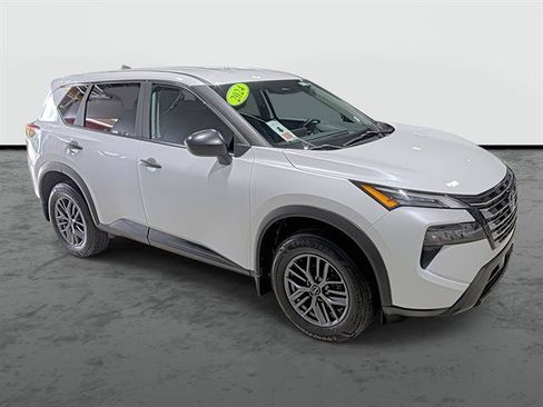 Used 2024 Nissan Rogue S AWD/4WD image 5
