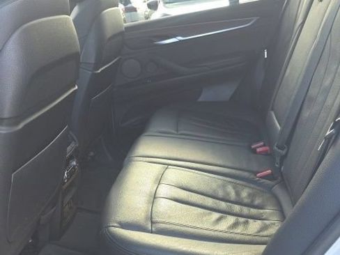 Used 2017 BMW X5 xDrive40e AWD/4WD image 18