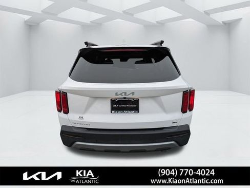 Used 2023 Kia Sorento SX Prestige image 5