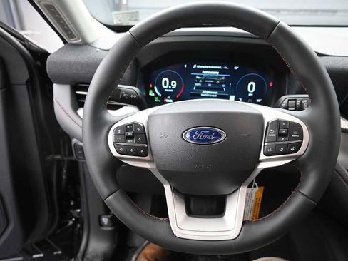 New 2026 Ford Explorer Active w/ Active Comfort Package AWD/4WD image 30