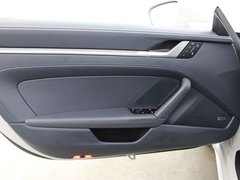 Certified 2025 Porsche 911 Carrera RWD image 22