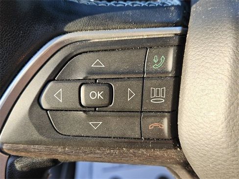 Used 2021 Jeep Grand Cherokee L Limited image 13