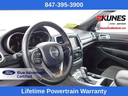 Used 2020 Jeep Grand Cherokee Laredo image 21